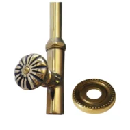 rubinetto curvo antico in ottone, cod. 03RCA, dettaglio del pomello