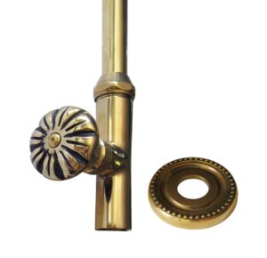 rubinetto curvo antico in ottone, cod. 03RCA, dettaglio del pomello
