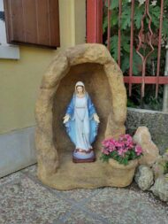 grotta per Madonna, in finta roccia con vasetto, su misura, col. old stone, località: Sommacampagna (Verona)