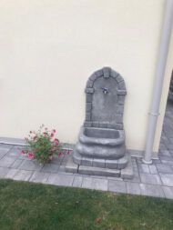 fontana a muro Aurelia col. antichizzato, cod. 03FAAT, località: Bagnoli di Sopra (Padova)