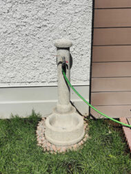 fontana tondella col. avorio, cod. 03FTA, località: Cassina de Pecchi (Milano)