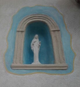 <a href="/prodotti/articoli-sacri-nicchie-madonne/madonna-di-medjugorje-in-marmoresina/">statua della Madonna di Medjugorje</a> altezza 40 cm, cod. 25MMJ40MR, località: Romano Canavese (Torino) statua della Madonna di Medjugorje altezza 40 cm, cod. 25MMJ40MR, località: Romano Canavese (Torino)
