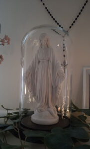 <a href="/prodotti/articoli-sacri-nicchie-madonne/madonna-immacolata-in-marmoresina/">statua della Madonna Immacolata</a> in marmoresina, altezza 25 cm, cod. 25MIM25MR, località: Lucera (Foggia) statua della Madonna Immacolata in marmoresina, altezza 25 cm, cod. 25MIM25MR, località: Lucera (Foggia)