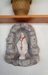 nicchia a muro (fuori produzione) per Madonna h25 col. antichizzato, cod. 14NM25AT, località: Gavi (Alessandria) nicchia a muro (fuori produzione) per Madonna h25 col. antichizzato, cod. 14NM25AT, località: Gavi (Alessandria)