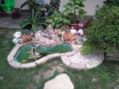 bordo dritto 25 utilizzato come perimetro di elementi del gioco d'acqua Nilo (fuori produzione), col. old stone, provincia di Bologna bordo dritto 25 utilizzato come perimetro di elementi del gioco d'acqua Nilo (fuori produzione), col. old stone, provincia di Bologna