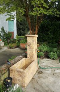 fontana Pusteria su misura col. old stone (fuori produzione), località: Ombriano di Crema fontana Pusteria su misura col. old stone (fuori produzione), località: Ombriano di Crema