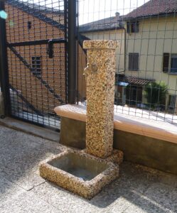 <a href="/prodotti/fontane-da-giardino/fontana-quadrata-40/">fontana quadrata 40</a> ghiaia colorata, cod. 03F40C, località: San Cesario sul Panaro (Modena) fontana quadrata 40 ghiaia colorata, cod. 03F40C, località: San Cesario sul Panaro (Modena)
