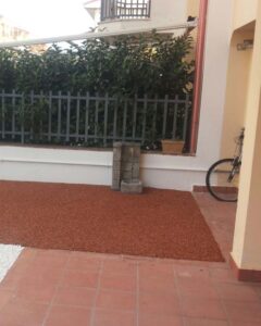 fontana <a href="/prodotti/fontane-da-giardino/fonte-antica-easy/">fonte antica easy</a> col. antichizzato, cod. 03FOAEAT, località: Corigliano Calabro (Cosenza) fontana fonte antica easy col. antichizzato, cod. 03FOAEAT, località: Corigliano Calabro (Cosenza)