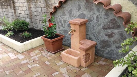 fontana <a href="/prodotti/fontane-da-giardino/fonte-del-casale-easy/">fonte del casale easy</a> col. mattone, cod. 03FDCEM, località: Palestrina (Roma) fontana fonte del casale easy col. mattone, cod. 03FDCEM, località: Palestrina (Roma)