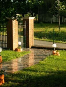 <a href="/prodotti/lampade-da-giardino-e-illuminazione/lampada-da-giardino-con-base-media-in-finta-roccia/">lampada da giardino con base media in finta roccia</a> col. mattone, cod. 11PLMML, località: Lendinara (Rovigo) lampada da giardino con base media in finta roccia col. mattone, cod. 11PLMML, località: Lendinara (Rovigo)