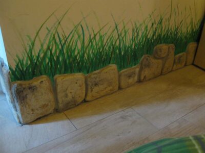 <a href="/prodotti/pietre-per-rivestimento-e-battiscopa/pietre-murali-toscana/">pietre murali Toscana</a> colorazione personalizzata, utilizzate come battiscopa, località: Lendinara (Rovigo) pietre murali Toscana colorazione personalizzata, utilizzate come battiscopa, località: Lendinara (Rovigo)