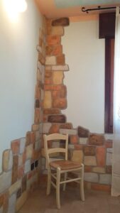 <a href="/prodotti/pietre-per-rivestimento-e-battiscopa/pietre-murali-toscana/">pietre murali Toscana</a> colorazioni miste, località: Bornio, Villanova del Ghebbo (rovigo) pietre murali Toscana colorazioni miste, località: Bornio, Villanova del Ghebbo (rovigo)