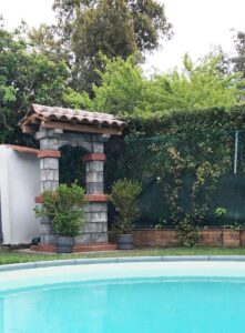 <a href="/prodotti/pozzi-decorativi-da-giardino/pozzo-country/">pozzo da giardino country</a> col. antichizzato, cod. 06PCAT, località: Tirrenia (Pisa) pozzo da giardino country col. antichizzato, cod. 06PCAT, località: Tirrenia (Pisa)