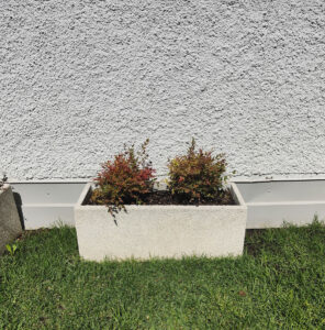 <a href="/prodotti/vasi-fioriere/fioriera-rettangolare-100x35/">fioriera rettangolare 100x35</a> avorio, cod. 01FR100x35A, località: Cassina de Pecchi (Milano) fioriera rettangolare 100x35 avorio, cod. 01FR100x35A, località: Cassina de Pecchi (Milano)