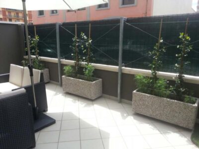 <a href="/prodotti/vasi-fioriere/fioriera-rettangolare-100x35/">fioriera rettangolare 100x35</a> ghiaia di fiume, cod. 01FR100x35F, località: Bologna fioriera rettangolare 100x35 ghiaia di fiume, cod. 01FR100x35F, località: Bologna