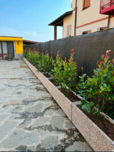 <a href="/prodotti/vasi-fioriere/fioriera-rettangolare-100x35/">fioriera rettangolare 100x35</a> ghiaia di fiume, cod. 01FR100x35F, località: Gaggiano (Milano) fioriera rettangolare 100x35 ghiaia di fiume, cod. 01FR100x35F, località: Gaggiano (Milano)