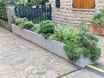 <a href="/prodotti/vasi-fioriere/fioriera-rettangolare-100x35/">fioriera rettangolare 100x35</a> ghiaia di fiume, cod. 01FR100x35F, località: Monzuno (Bologna) fioriera rettangolare 100x35 ghiaia di fiume, cod. 01FR100x35F, località: Monzuno (Bologna)