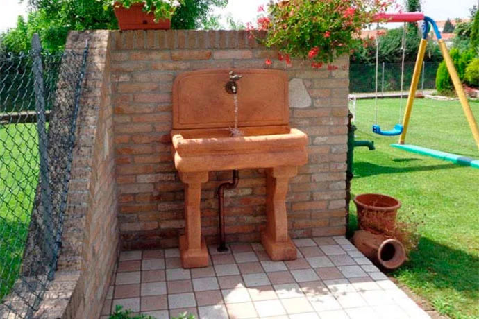 Galleria lavelli per esterno e fontane a muro
