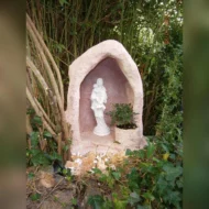 nicchia con vasetto (vecchia versione) e Madonna con Bambino, col. rosa antico, località: Torriglia (Genova)