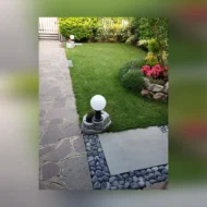 lampada da giardino con base piccola in finta roccia col. antichizzato, cod. 11PLPATL, località: Boltiere (Bergamo)