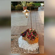 lanterna solare da giardino con base media in finta roccia col. pietre del borgo, cod. 11PLMPLS, località Bovolone (Verona)